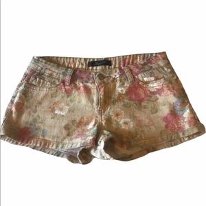 Klique B Floral Shorts Size Medium